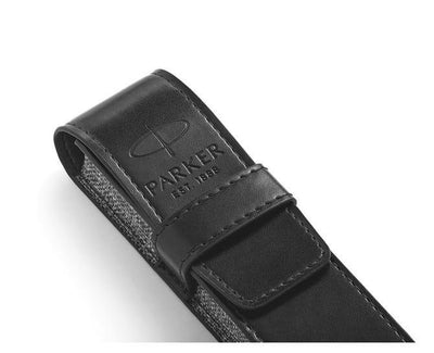 PARKER SET 16 SONNET STAINLESS STEEL CHROME TRIM BALLPOINT PEN MED NIB BLACK INK & PEN POUCH GIFT SET