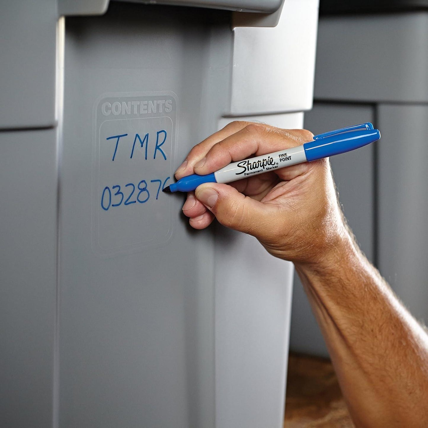 Sharpie Permanent Marker, Fine Tip, Blue, Single pen